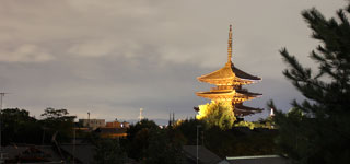 京都は日本人形のふるさと